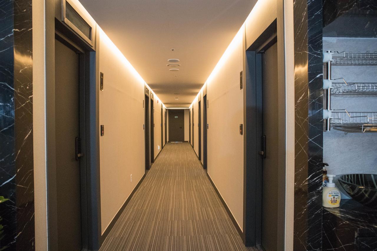Calistar Hotel Seul Esterno foto